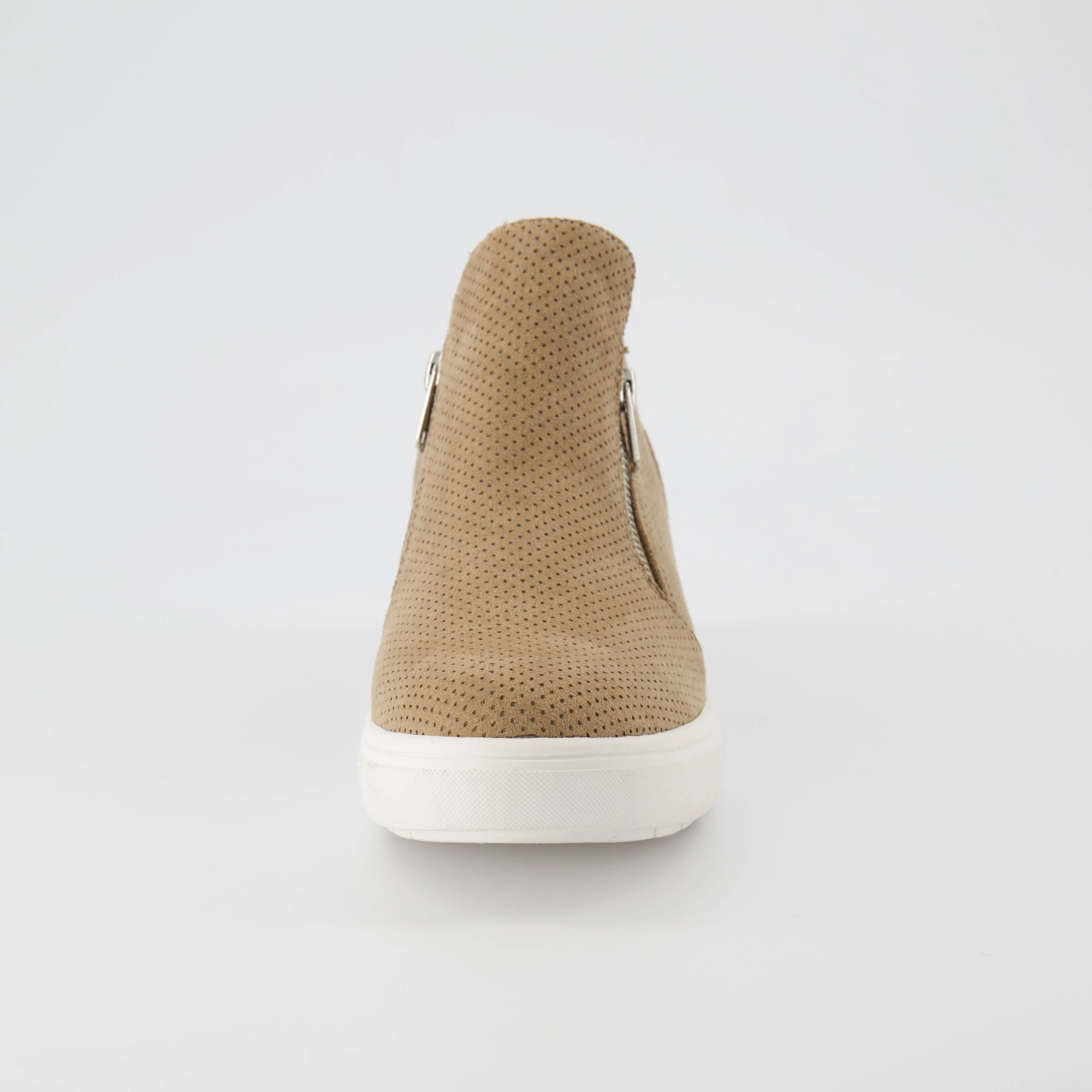 Hart Hidden Wedge Sneaker - Image 16