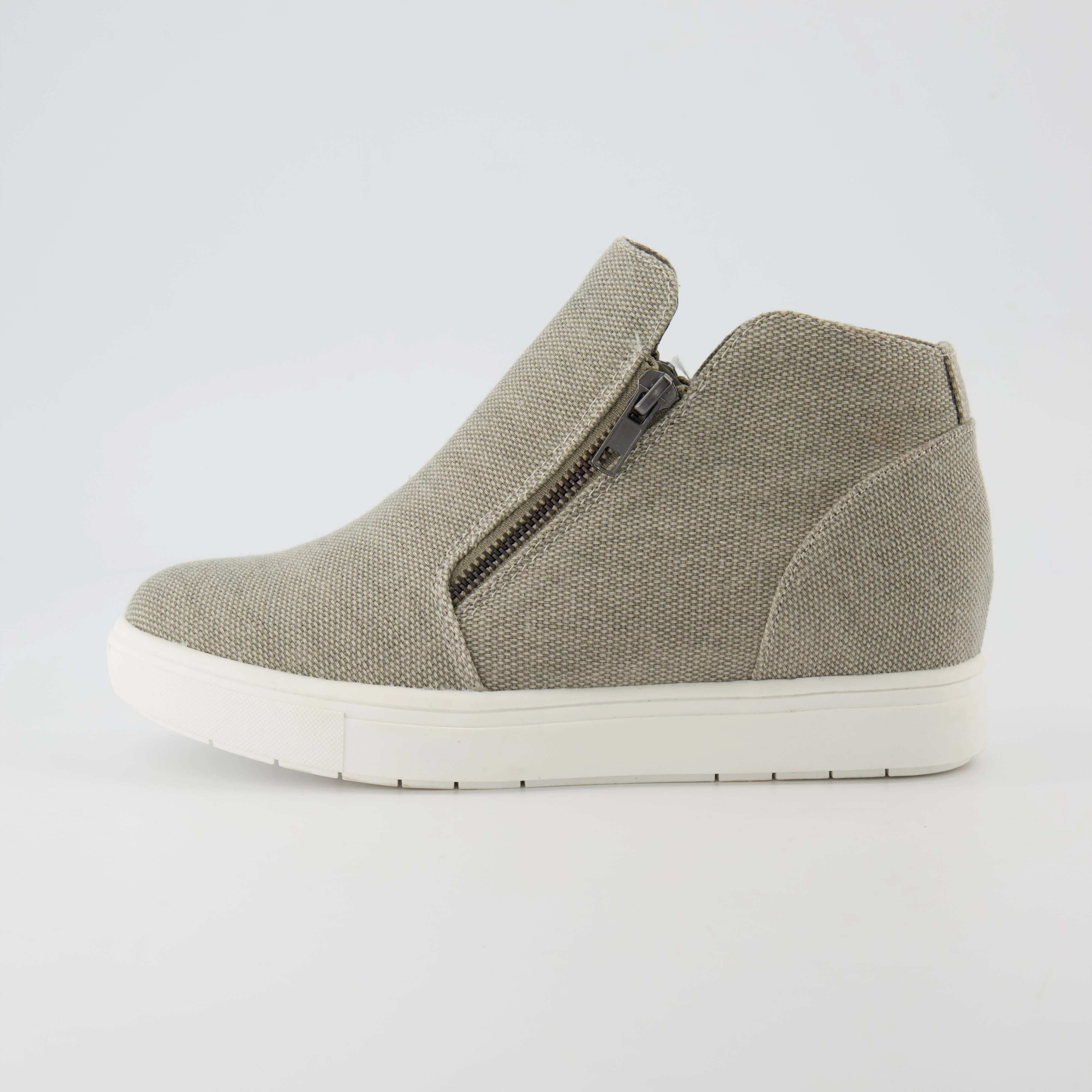 Hart Hidden Wedge Sneaker - Image 38