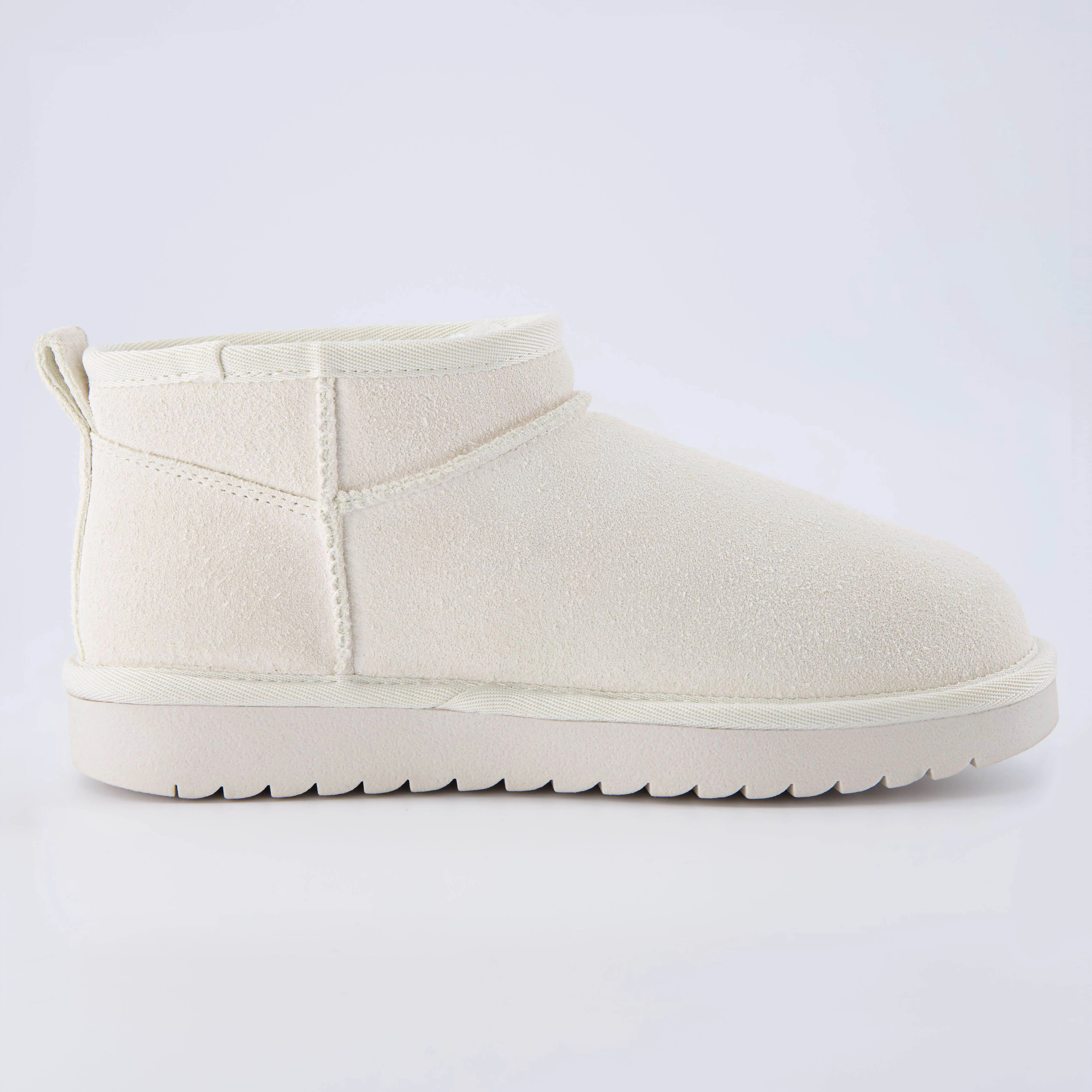 Hip Cozy Ankle Boot - Image 41