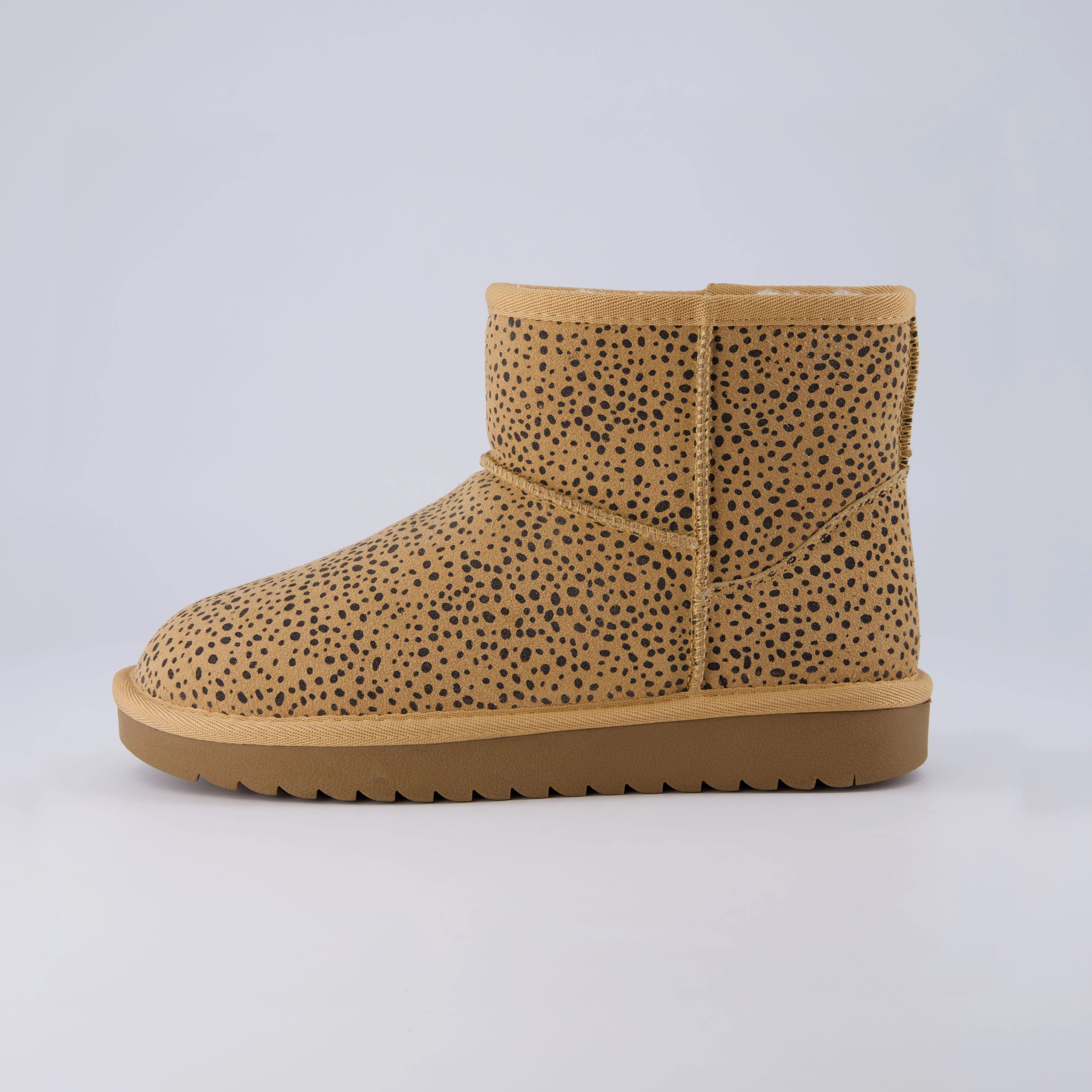 Hipster Cozy Ankle Boot - Image 27