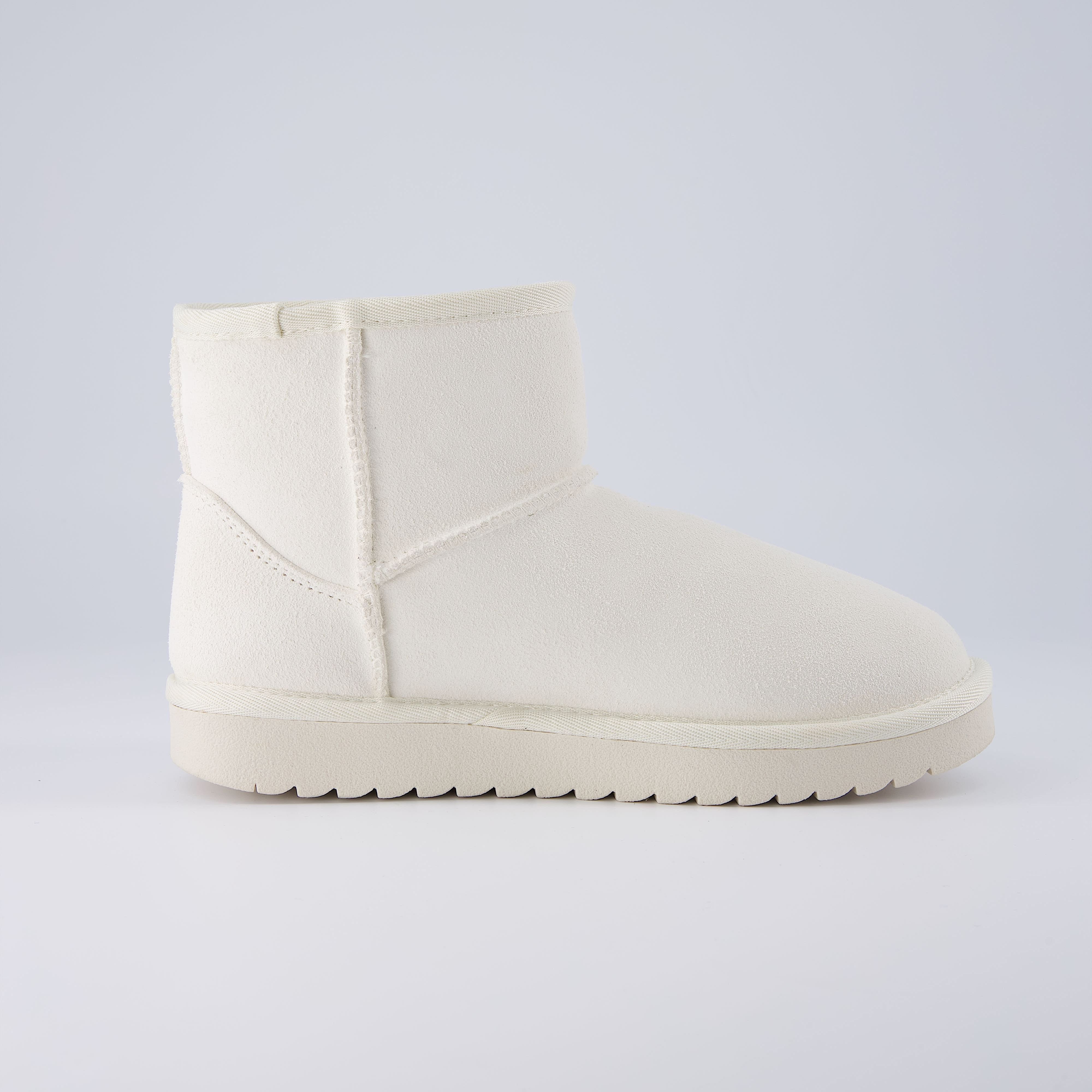 Hipster Cozy Ankle Boot - Image 47