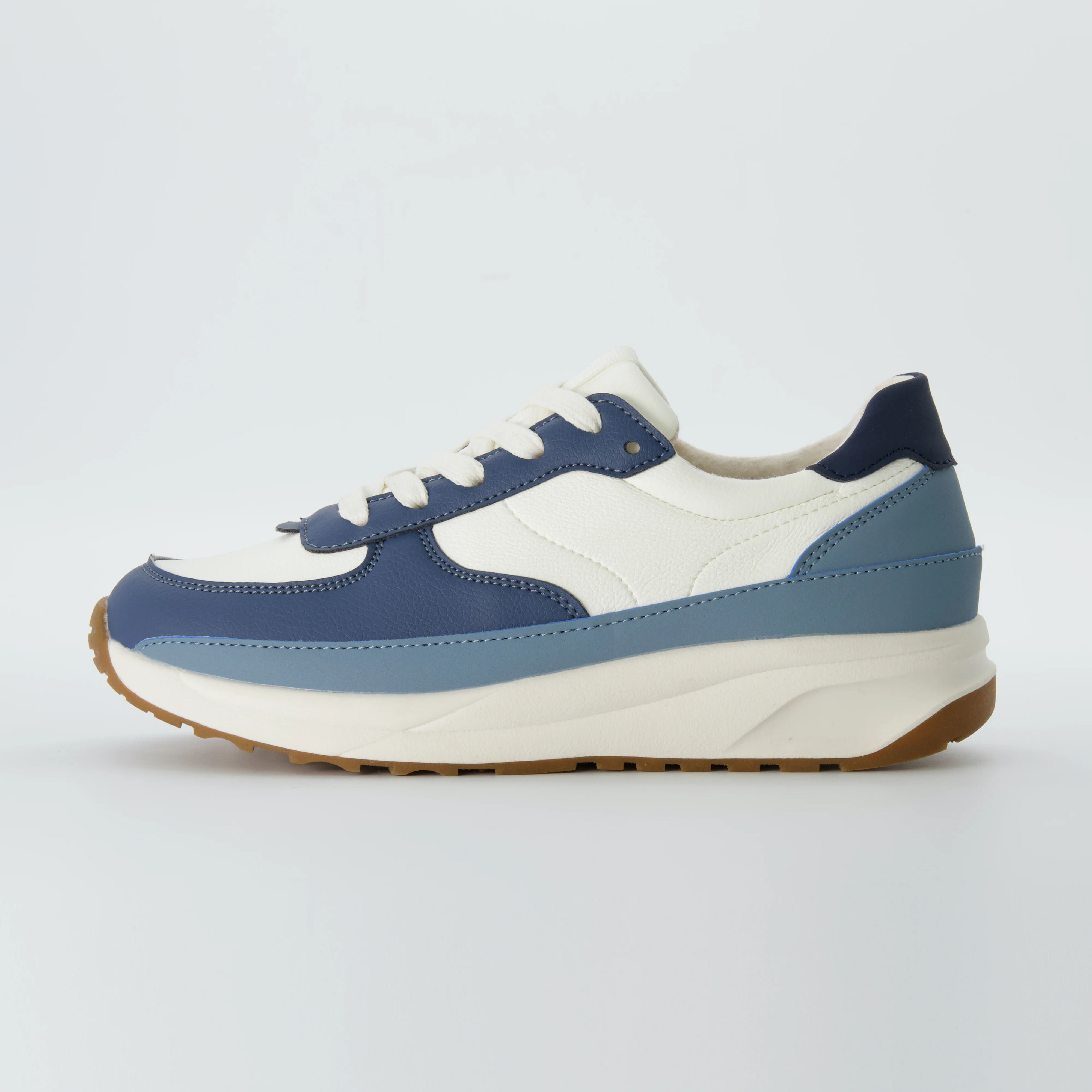 Score Lace-up Sneaker - Image 8