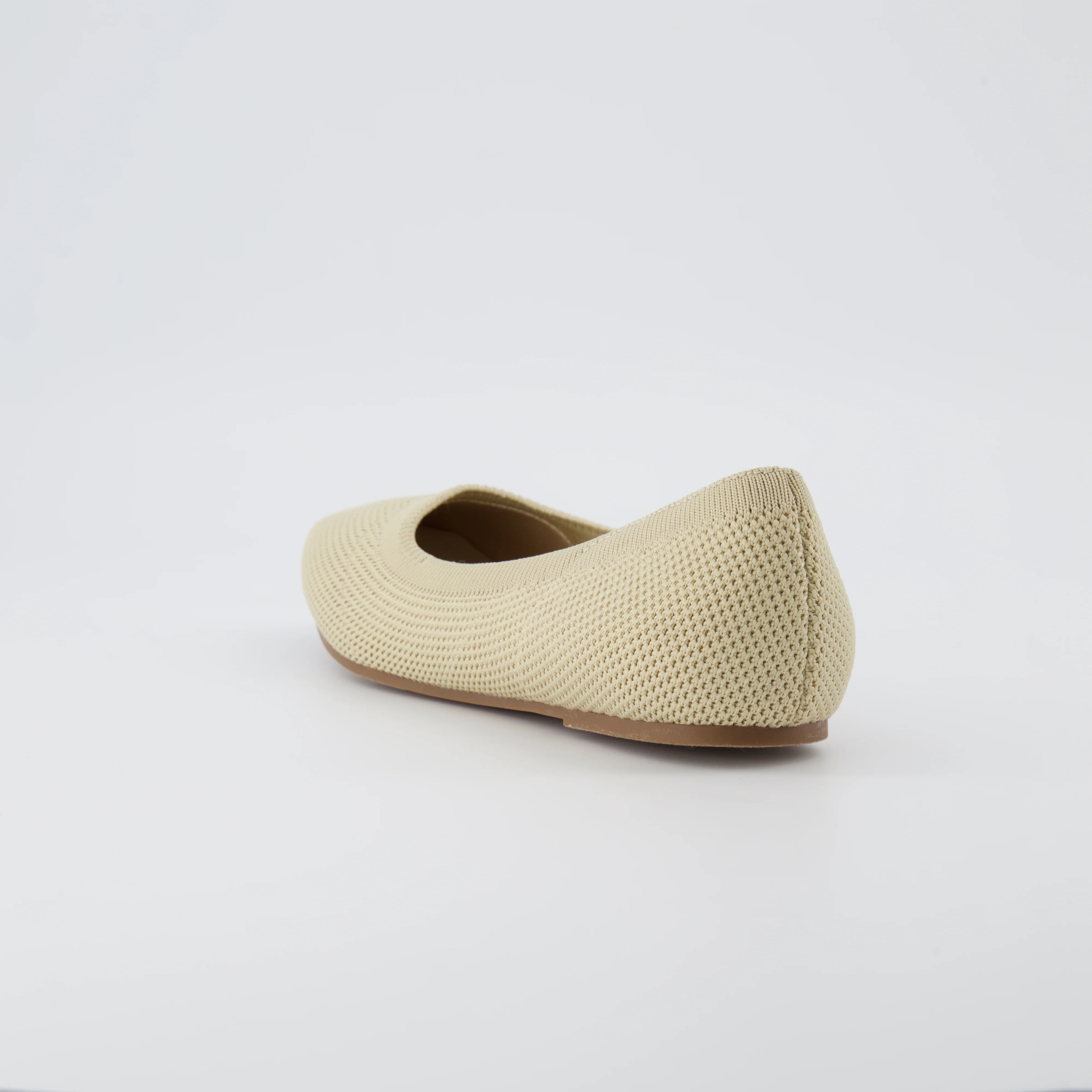 Selfie Knit Flat - Image 23